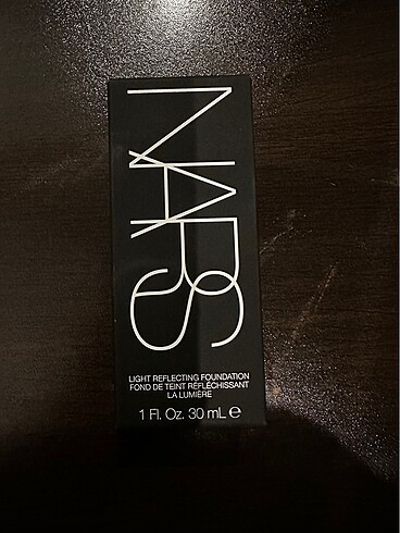 Nars Light reflecting fondöten