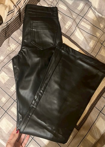 İspanyol paça siyah deri pantolon - Görsel 2