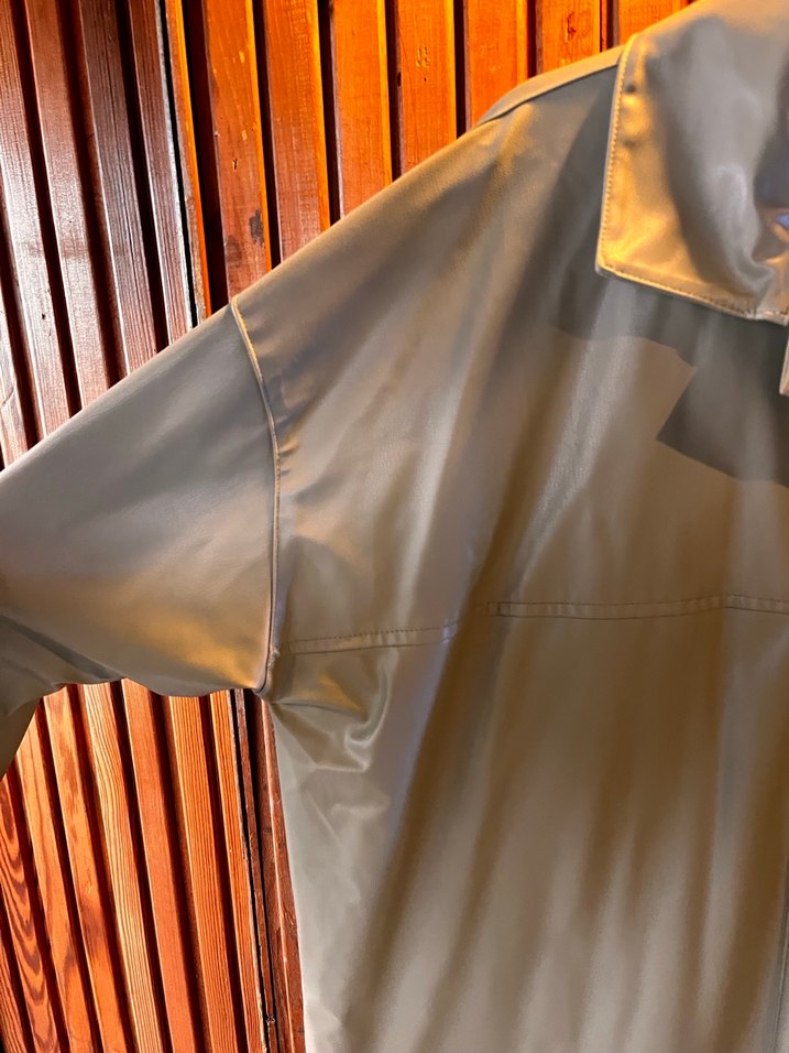 Düğmeli Bej Deri Uzun Gömlek/Ceket - Görsel 3