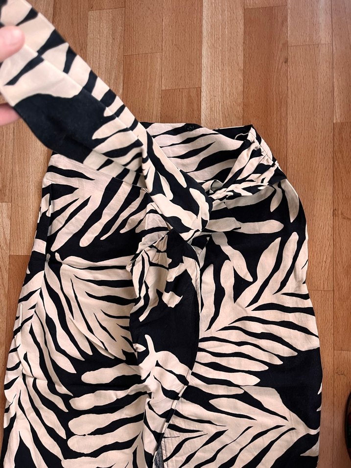 Bej-siyah belden bağlamalı etek - Görsel 2