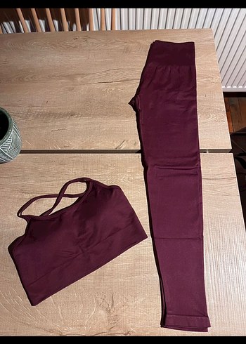 Bordo Spor Kadın Tayt ve üst takım - Görsel 2