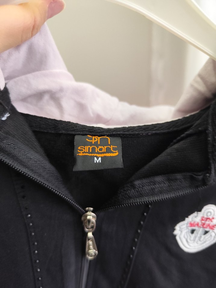 Kız Çocuk Siyah Fermuarlı Yelek - Görsel 2