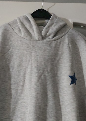 l Beden Gri Kapüşonlu Uzun Kollu Sweatshirt