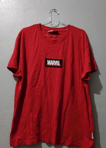 Kırmızı Marvel Baskılı Erkek Tişört