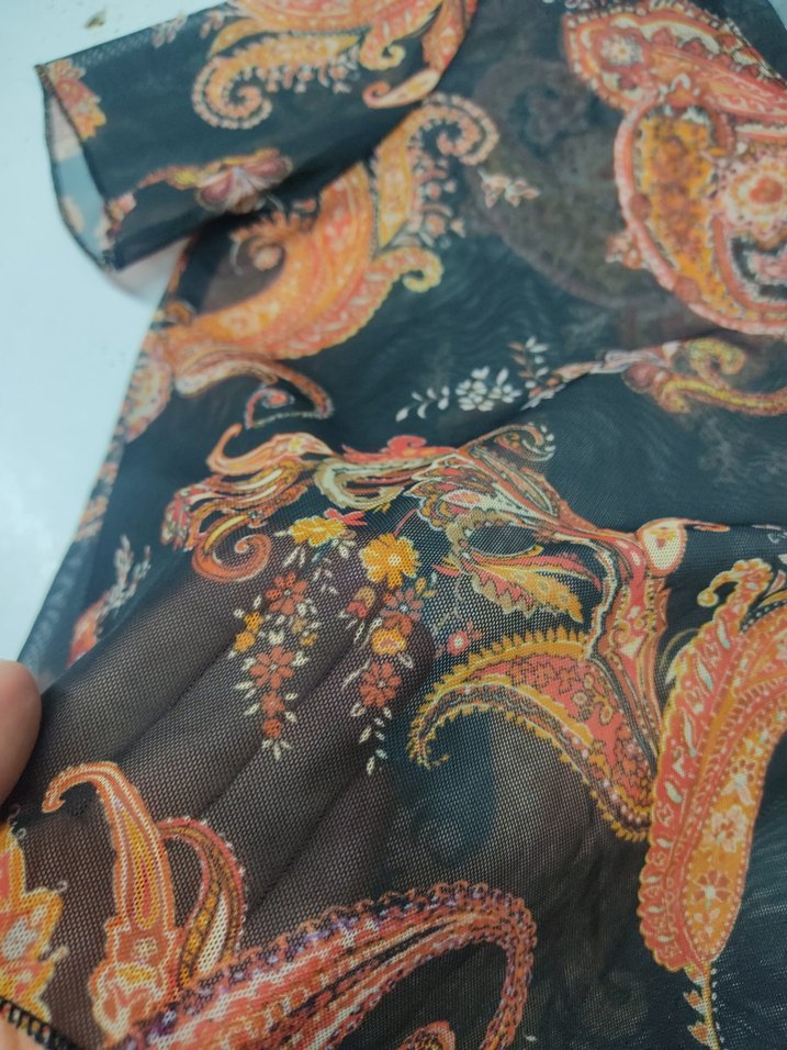 Düğmeli Kısa Kollu Bohem Desenli Bluz - Görsel 3