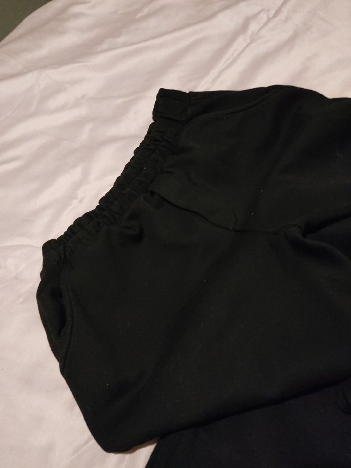 SiyahRahat Kesim Eşofman Altı - Görsel 3