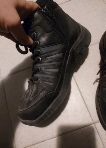 Siyah Goth Tarzı Erkek Bağcıkları - Görsel 2