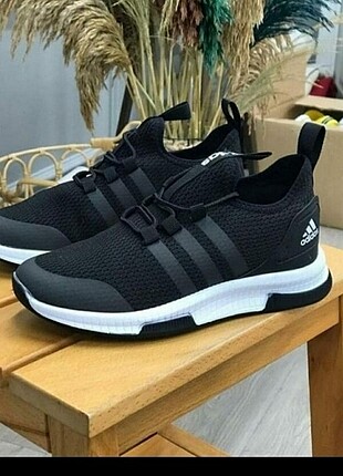 Ürün a kalite mağaza ürünü sıfırdır 43 numara