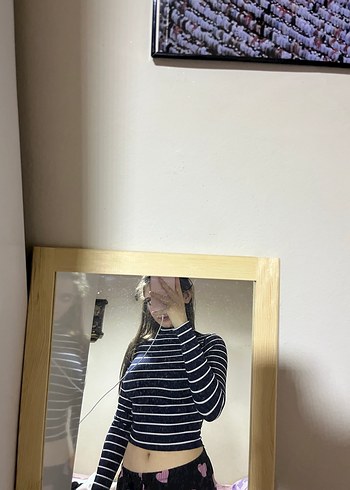 s Beden siyah Renk Çizgili Siyah Yüksek Yaka Crop Top