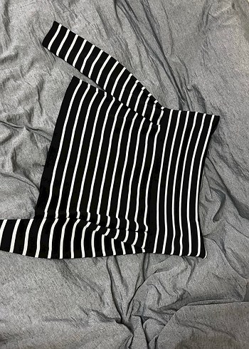 Gri Çizgili Uzun Kollu Crop Top - Görsel 2