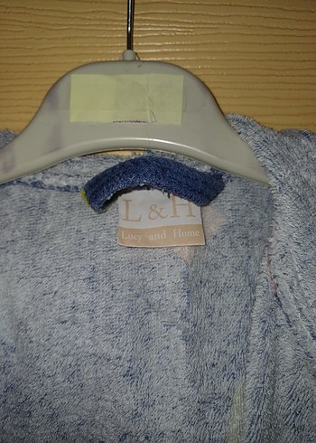 Renkli Kare Desenli Kapüşonlu Bornoz - Görsel 2