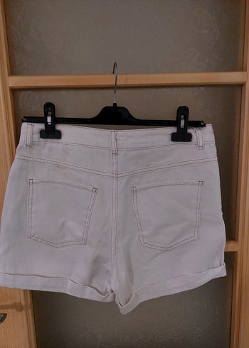 Beyaz Mini Kadın Denim Şort - Görsel 5