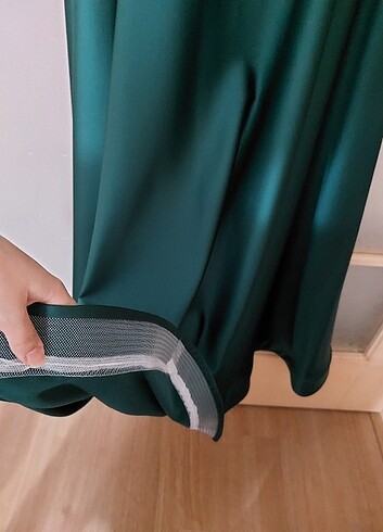 48 Beden Zümrüt yeşili abiye elbise