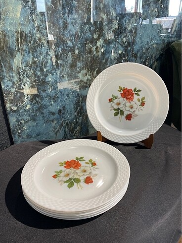 Beden beyaz Renk Vintage 6 adet pasta tabağı