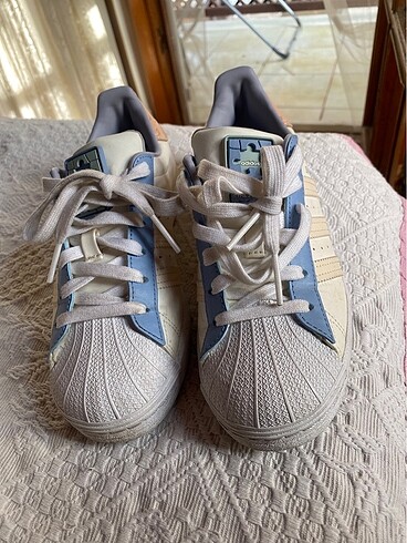 Adidas superstar