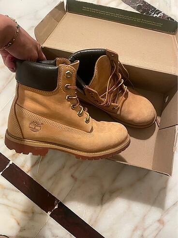 38 Beden Timberland Bot