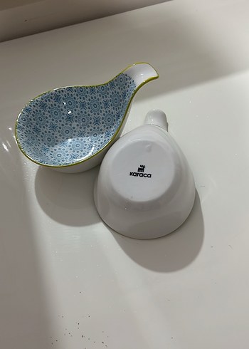 Siyah Kareli Beyaz Fincan ve Tabak - Görsel 2