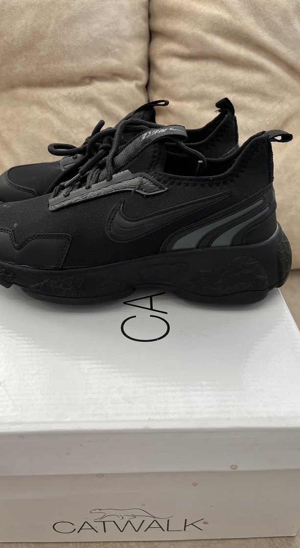 Siyah Dolgu Topuklu Bağcıklı Kadın Spor Ayakkabı - Görsel 3