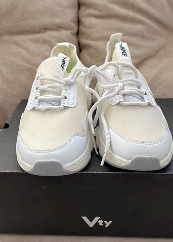 Beyaz Vty Bağcıklı Stiletto Topuklu Kadın Spor Ayakkabı - Görsel 2