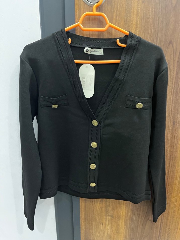 Düğmeli Siyah Kadın Ceket takım - Görsel 4