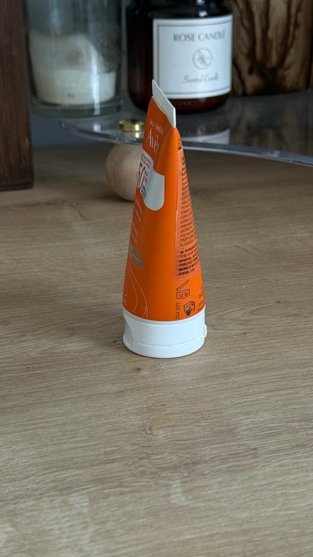 Avène SPF 50+ Tonlu Güneş Kremi 50 ml - Görsel 5