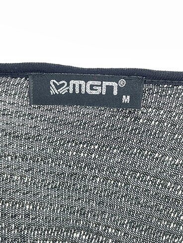 m Beden çeşitli Renk PreLoved Hırka %70 İndirimli.
