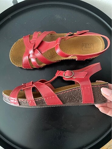 37,5 Beden Hakiki deri bordo sandalet