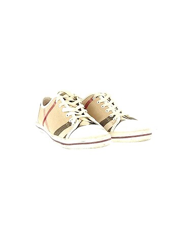 Burberry Burberry Spor Ayakkabı %70 İndirimli.