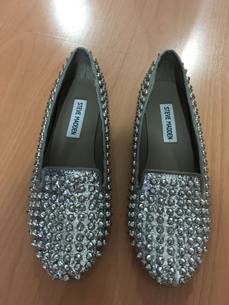 Steve Madden Zımbalı babet