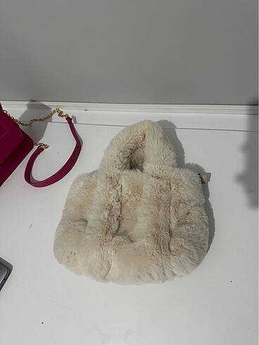 Stradivarius kadın peluş çanta - Görsel 5