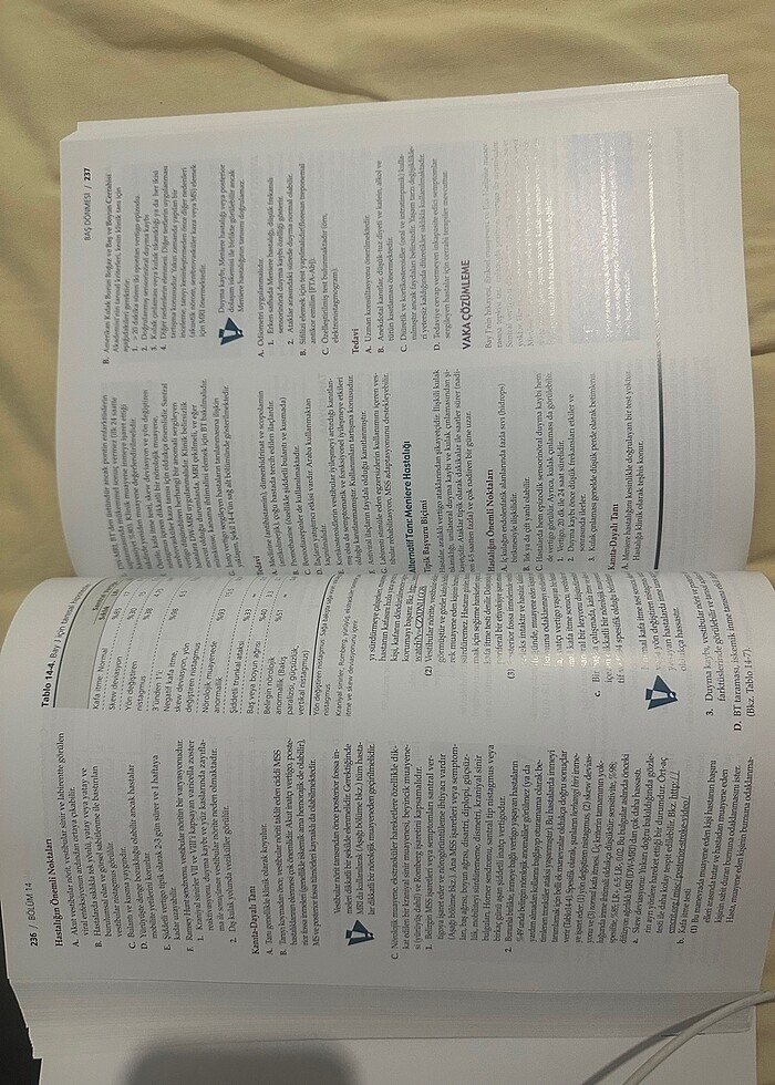 Semptomdan tanıya dahiliue 3.baskı - Görsel 3