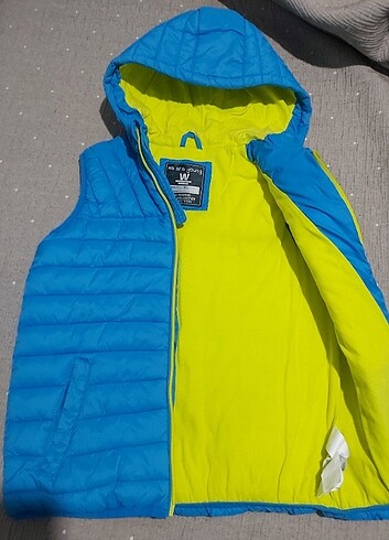 8 Yaş Beden LC Waikiki sisme yelek