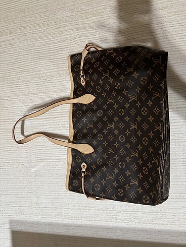 Louis Vuitton Louis vuitton büyük kol çantası