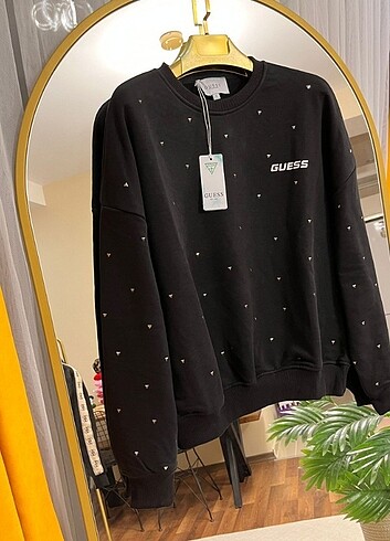 Guess Guess sweat sıfır s m l bedenli 