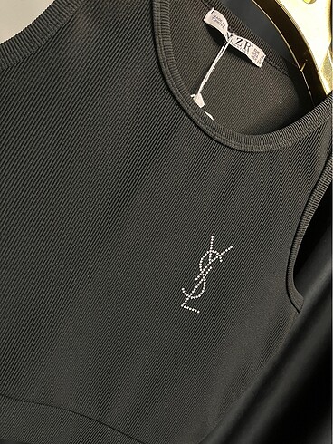 m Beden siyah Renk YSL TAŞLI CROP