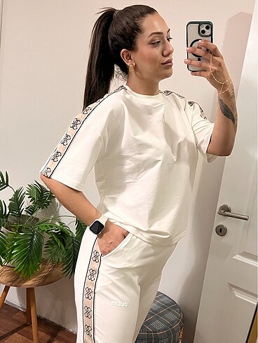 Guess GUESS ŞERİTLİ TİŞÖRT