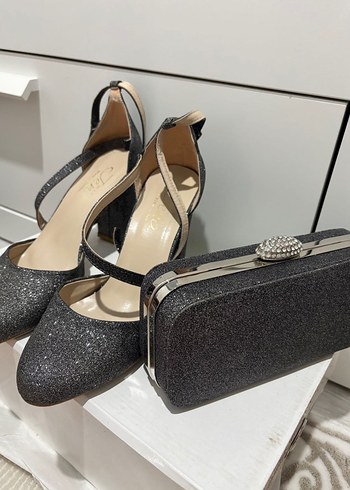 Klasik Siyah Tokalı Topuklu Kadın Ayakkabı - Görsel 5