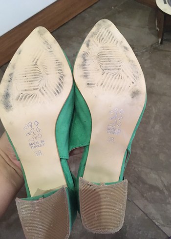 Yeşil Süet Tokalı Kadın Topuklu Ayakkabı - Görsel 3