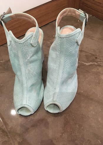 Turkuaz Süet Tokalı Blok Topuklu Kadın Sandalet - Görsel 2