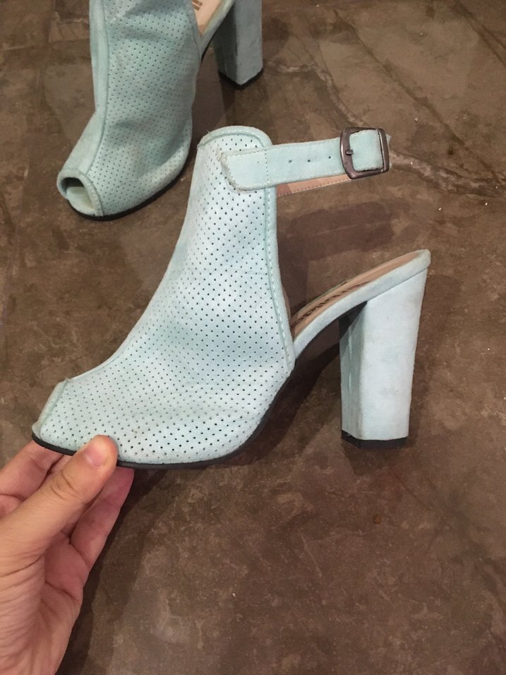 Turkuaz Süet Tokalı Blok Topuklu Kadın Sandalet - Görsel 3