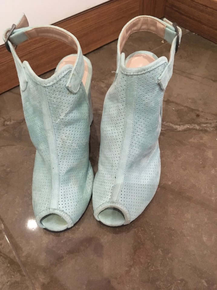 Turkuaz Süet Tokalı Blok Topuklu Kadın Sandalet - Görsel 2