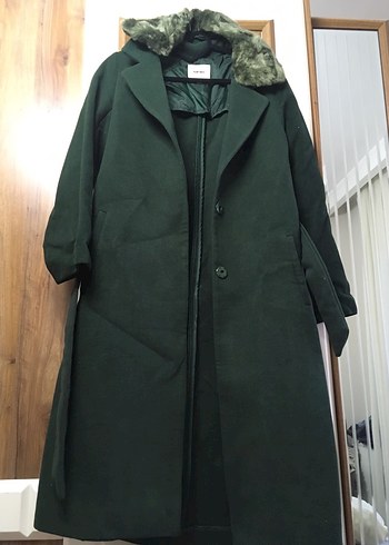 Kürk Detaylı Uzun Kollu Kadın Kaban - Görsel 2