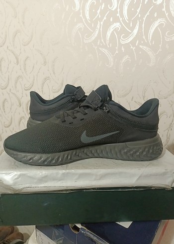 Nike revolution 44.5 - Görsel 7