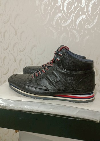 Tommy hilfiger spor bot - Görsel 6