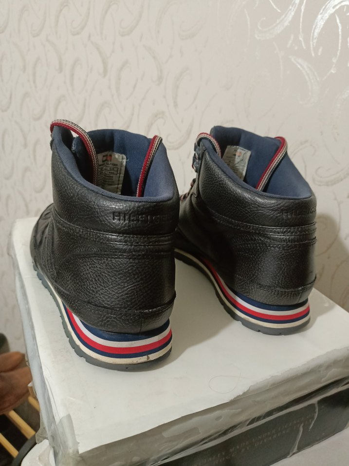 Tommy hilfiger spor bot - Görsel 5