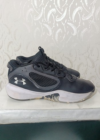 Under Armour Gri Basketbol Ayakkabısı - Görsel 6