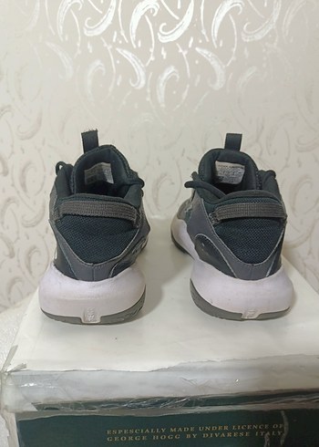 Under Armour Gri Basketbol Ayakkabısı - Görsel 8