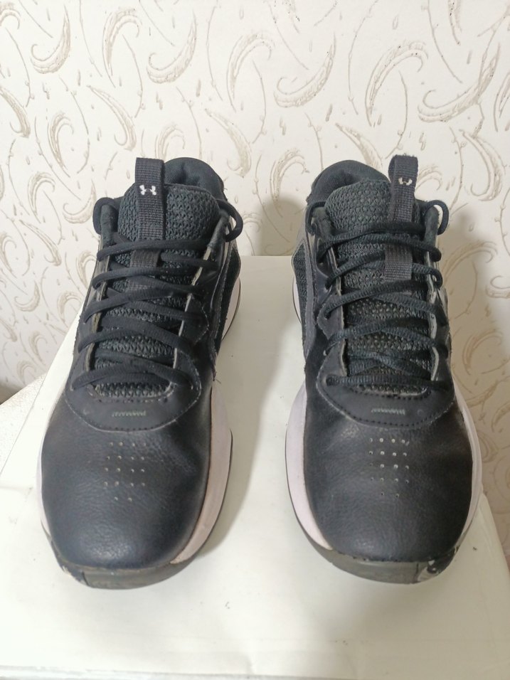 Under Armour Gri Basketbol Ayakkabısı - Görsel 4