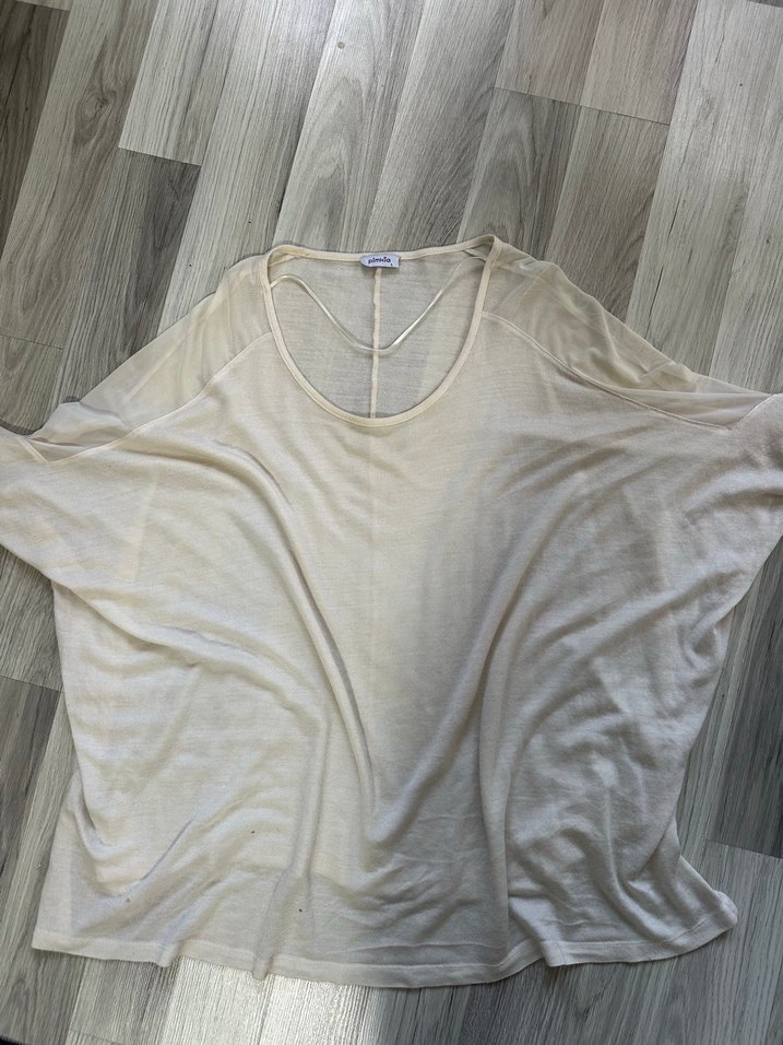 Omuzları tül detaylı krem salaş blüz - Görsel 3