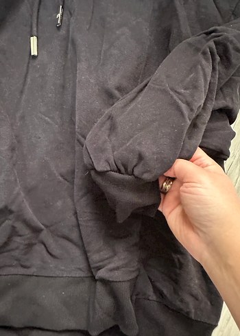 Kadın siyah Kapüşonlu Rahat Kesim Sweatshirt - Görsel 2